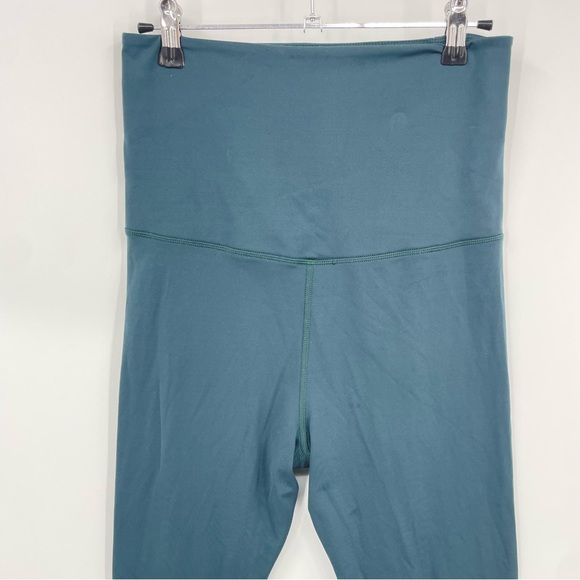 Girlfriend Collective Moss Green Compressive High-Rise maternity Leggings - M - Picture 4 of 10